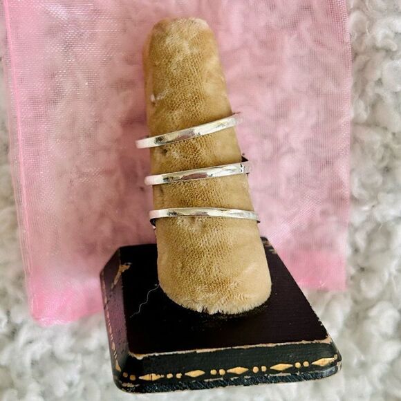 3/$15 Set of 3 Silver Faux Opal Bohemian Rings - Picture 3 of 4